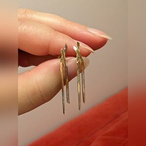 Vintage Elegant 14ct Gold Snake Chain Dangle Earrings